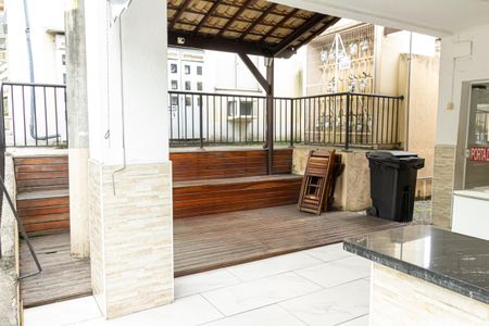 Apartamento para alugar com 100m², 2 quartos e 1 vagaÁrea comum - Churrasqueira