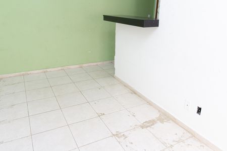Apartamento para alugar com 100m², 2 quartos e 1 vagaSala