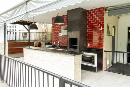 Apartamento para alugar com 100m², 2 quartos e 1 vagaÁrea comum - Churrasqueira