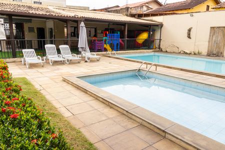 Apartamento para alugar com 100m², 2 quartos e 1 vagaÁrea comum - Piscina