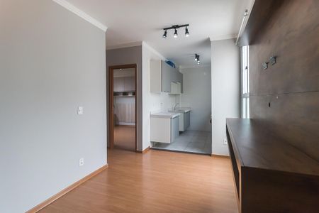 Sala de apartamento para alugar com 2 quartos, 45m² em Conjunto Residencial Bela Vista, Poá