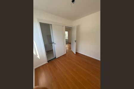Quarto de apartamento para alugar com 2 quartos, 47m² em Recreio dos Bandeirantes, Rio de Janeiro