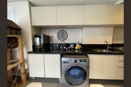 Apartamento à venda com 87m², 2 quartos e 2 vagasCozinha e Área de Serviço