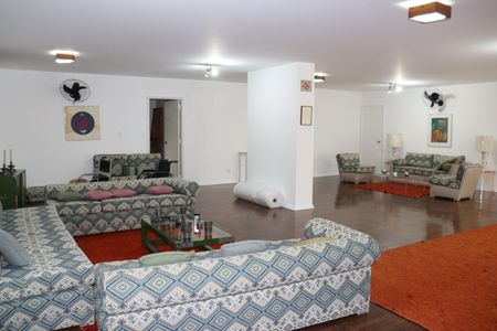 Apartamento à venda com 140m², 4 quartos e 1 vagaSalão de Festas