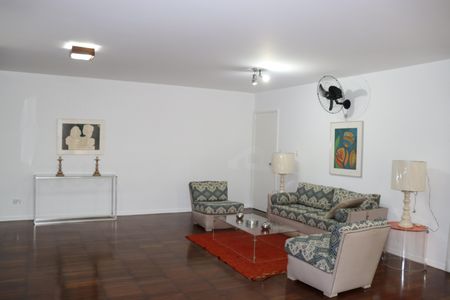 Apartamento à venda com 140m², 4 quartos e 1 vagaSalão de Festas