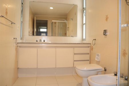 Apartamento à venda com 140m², 4 quartos e 1 vagaSuíte