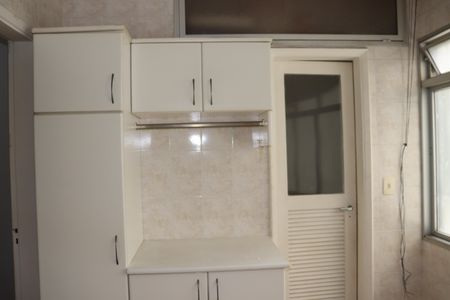 Apartamento à venda com 140m², 4 quartos e 1 vagaÁrea de Serviço