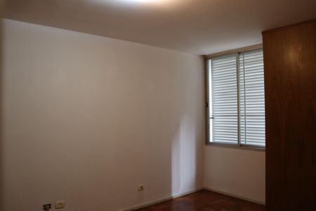 Apartamento à venda com 140m², 4 quartos e 1 vagaDormitório 3