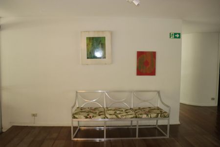 Apartamento à venda com 140m², 4 quartos e 1 vagaHall Social