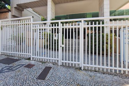 Apartamento à venda com 86m², 2 quartos e 2 vagasFachada