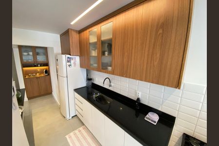 Apartamento à venda com 74m², 3 quartos e 1 vaga