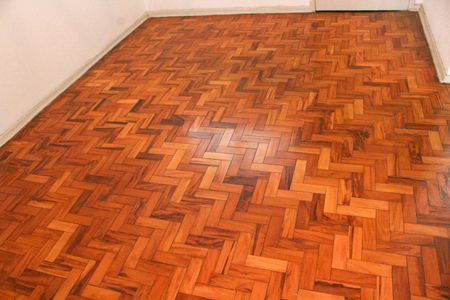 Apartamento à venda com 43m², 1 quarto e 1 vaga Apartamento à venda com 43m², 1 quarto e 1 vagaSala - Detalhe Piso de Madeira