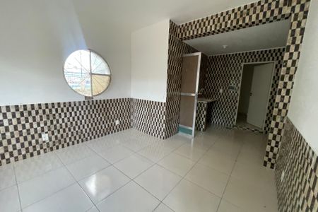 Sala de casa para alugar com 1 quarto, 45m² em Engenho do Porto, Duque de Caxias