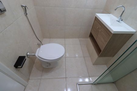 Banheiro  de apartamento para alugar com 1 quarto, 49m² em Centro, Ribeirão Preto