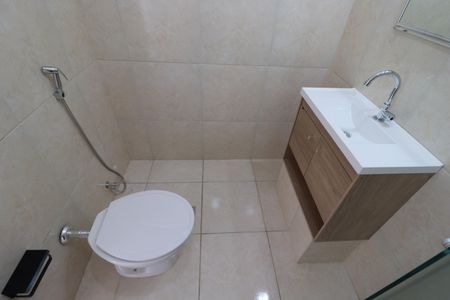 Banheiro de apartamento para alugar com 1 quarto, 49m² em Centro, Ribeirão Preto