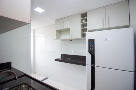 Apartamento à venda com 60m², 2 quartos e 1 vagaCozinha e Área de Serviço
