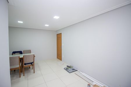 Sala de apartamento à venda com 2 quartos, 60m² em Alvorada, Contagem
