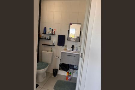 Apartamento para alugar com 44m², 2 quartos e sem vagaBanheiro