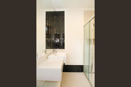 Casa para alugar com 240m², 4 quartos e 2 vagasBanheiro da Suíte 2