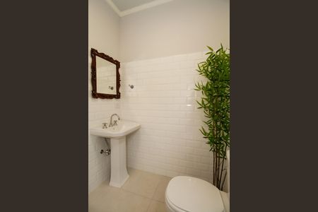 Casa para alugar com 240m², 4 quartos e 2 vagasBanheiro da Suíte 1