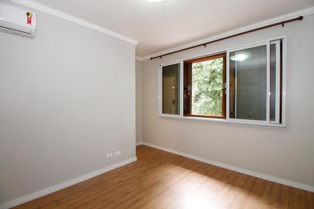 Casa para alugar com 240m², 4 quartos e 2 vagasSuíte 2