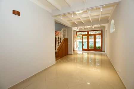 Casa para alugar com 240m², 4 quartos e 2 vagasSala de Estar