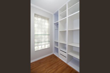 Casa para alugar com 240m², 4 quartos e 2 vagasCloset da Suíte 2