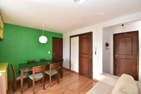 Apartamento para alugar com 75m², 3 quartos e 1 vagaSala