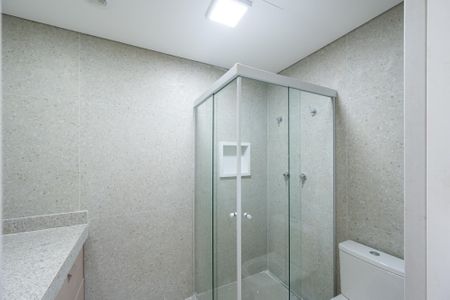 Banheiro Social de kitnet/studio para alugar com 1 quarto, 25m² em Vila Clementino, São Paulo