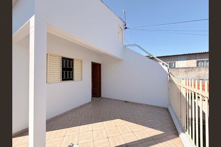 Casa à venda com 175m², 3 quartos e 2 vagasVaranda - Casa 2