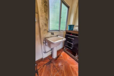 Casa à venda com 75m², 3 quartos e sem vagaÁrea de Serviço