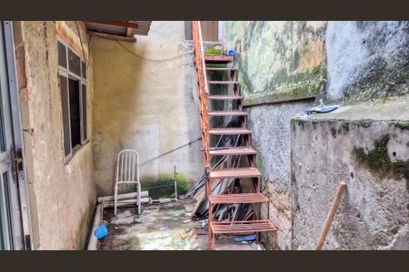 Casa à venda com 75m², 3 quartos e sem vagaQuinta casa 2