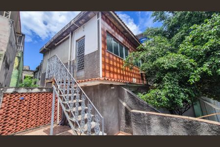 Casa à venda com 75m², 3 quartos e sem vagaFrente do imóvel 