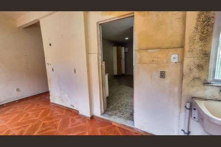 Casa à venda com 75m², 3 quartos e sem vagaÁrea de Serviço
