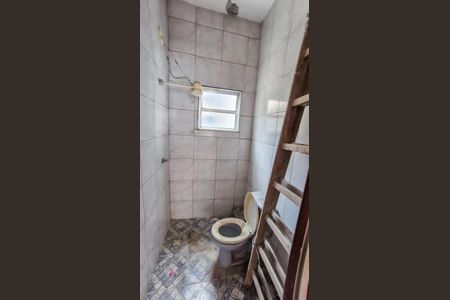 Casa à venda com 75m², 3 quartos e sem vagaBanheiro 2