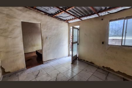 Casa à venda com 75m², 3 quartos e sem vagaSala casa 2