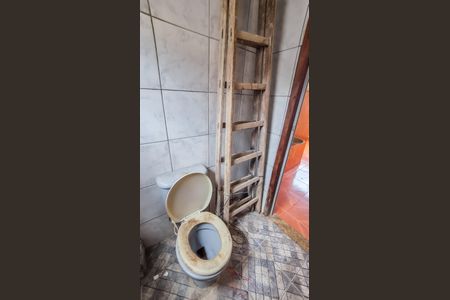 Casa à venda com 75m², 3 quartos e sem vagaBanheiro 2