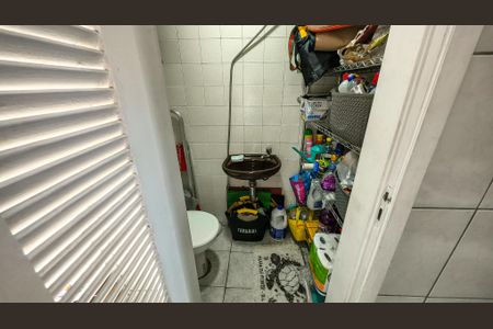 Apartamento para alugar com 64m², 2 quartos e 1 vagaCozinha e Área de Serviço