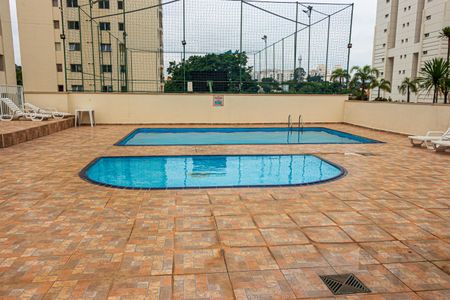 Apartamento para alugar com 64m², 2 quartos e 1 vagaÁrea comum - Piscina