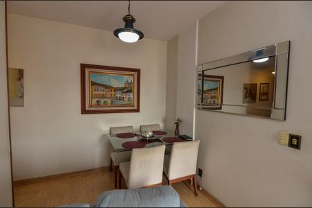 Apartamento à venda com 68m², 2 quartos e 1 vagaSala