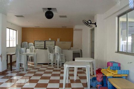Apartamento à venda com 68m², 2 quartos e 1 vagaÁrea comum