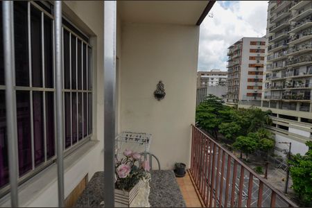 Apartamento à venda com 68m², 2 quartos e 1 vagaQuarto 2