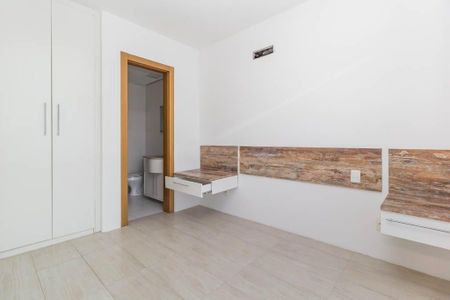 Quarto  de apartamento para alugar com 1 quarto, 38m² em Três Figueiras, Porto Alegre