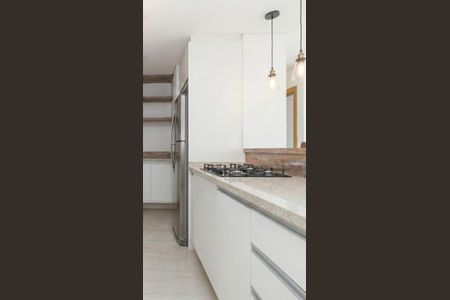 Cozinha  de apartamento para alugar com 1 quarto, 38m² em Três Figueiras, Porto Alegre