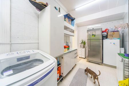 Casa à venda com 204m², 4 quartos e 2 vagasÁrea de serviço 