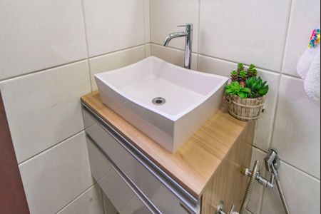 Casa à venda com 204m², 4 quartos e 2 vagasBanheiro do Quarto 1