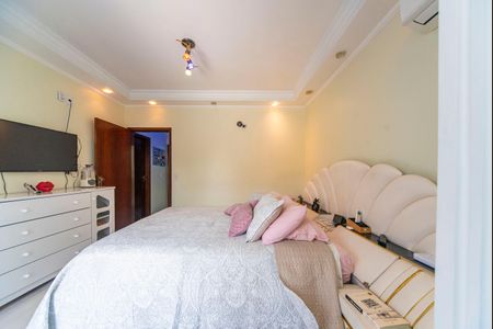 Casa à venda com 204m², 4 quartos e 2 vagasQuarto 4