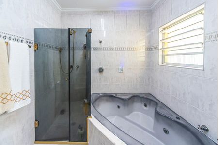 Casa à venda com 204m², 4 quartos e 2 vagasBanheiro do Quarto 4