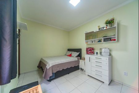 Casa à venda com 204m², 4 quartos e 2 vagasQuarto 1