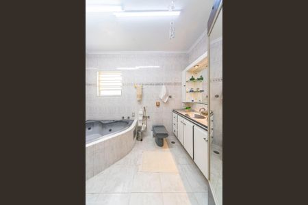 Casa à venda com 204m², 4 quartos e 2 vagasBanheiro do Quarto 4